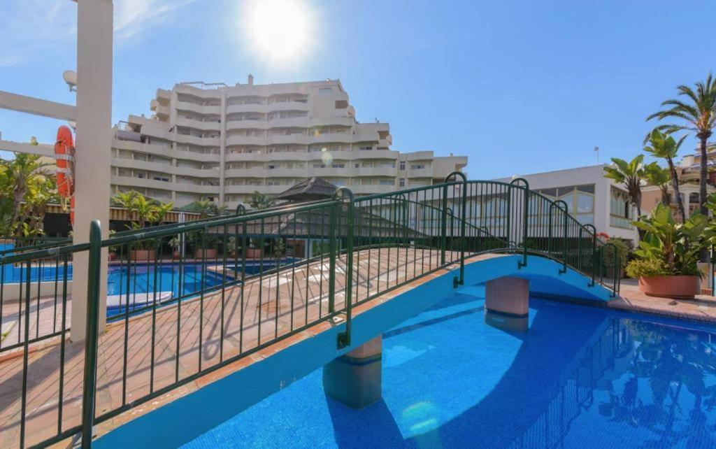 Appartment Totally Upgraded At Benal Beach Benalmadena Exterior photo